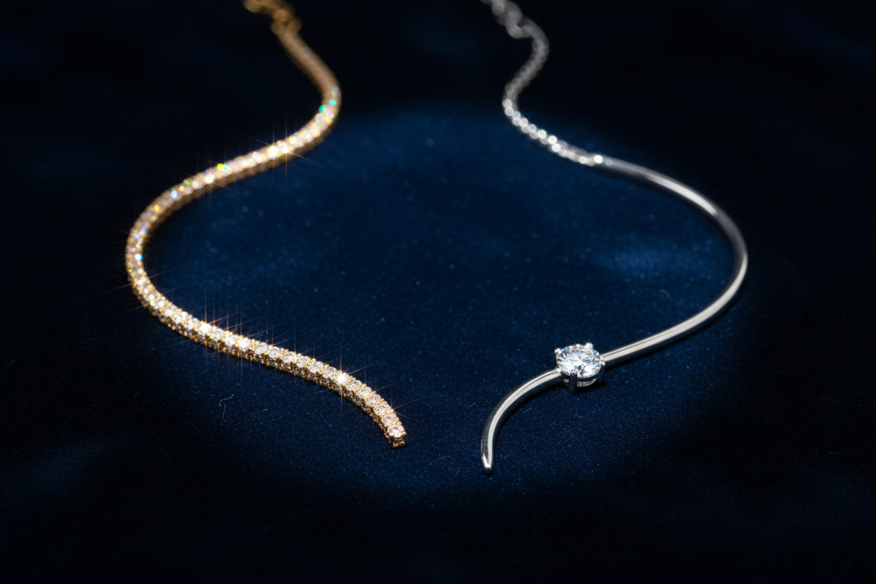 Choker necklaces collection — 18K yellow gold diamond pavé choker and white gold chain choker necklace by JewelryRich