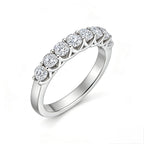 18K white gold diamond wedding band – close-up detail of prong setting