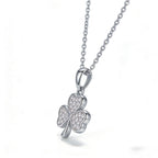 White gold diamond pendant necklace – chain and clasp detail