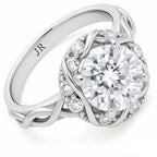 18K White Gold Diamond Engagement Ring Detail