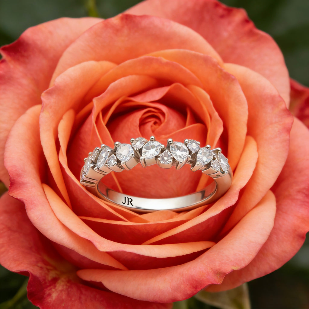 Elegant Round & Pear-Cut Diamonds Band Ring | 18K Gold